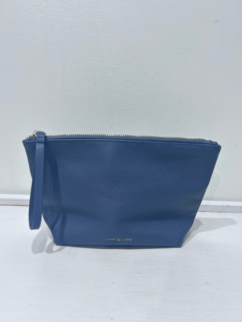 Love & Lore Blue Faux Leather Cosmetic Bag‎ | Makeup Pouch Zip Travel Case